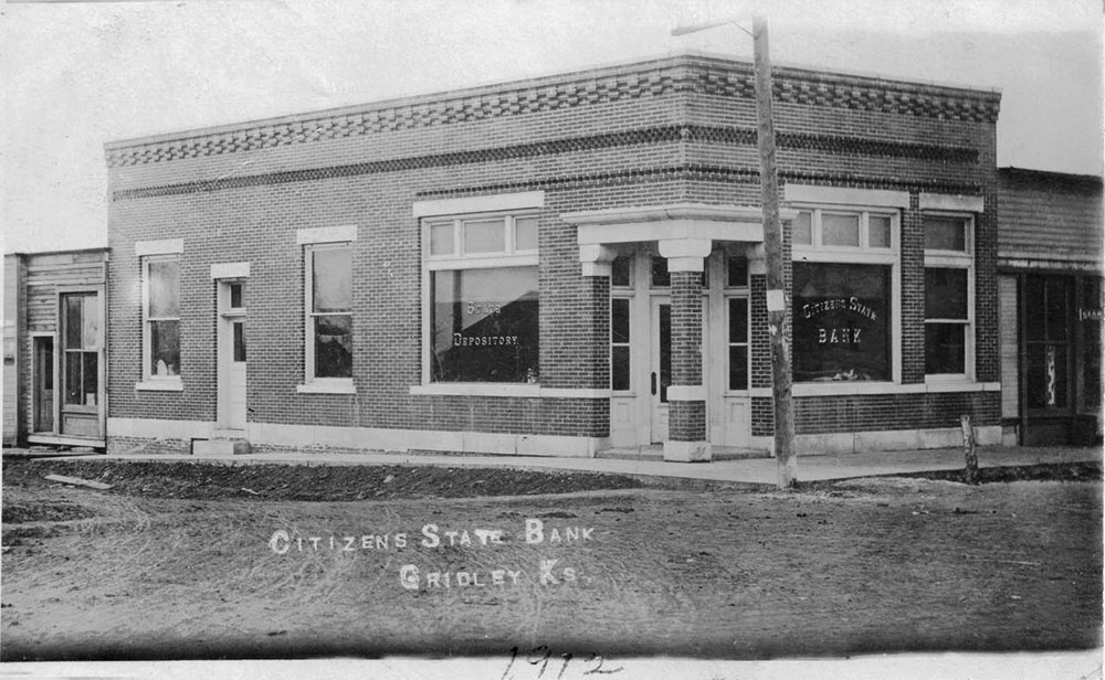 Historic photo of original Citizens State Bank location in Gridley, Kansas, 1912